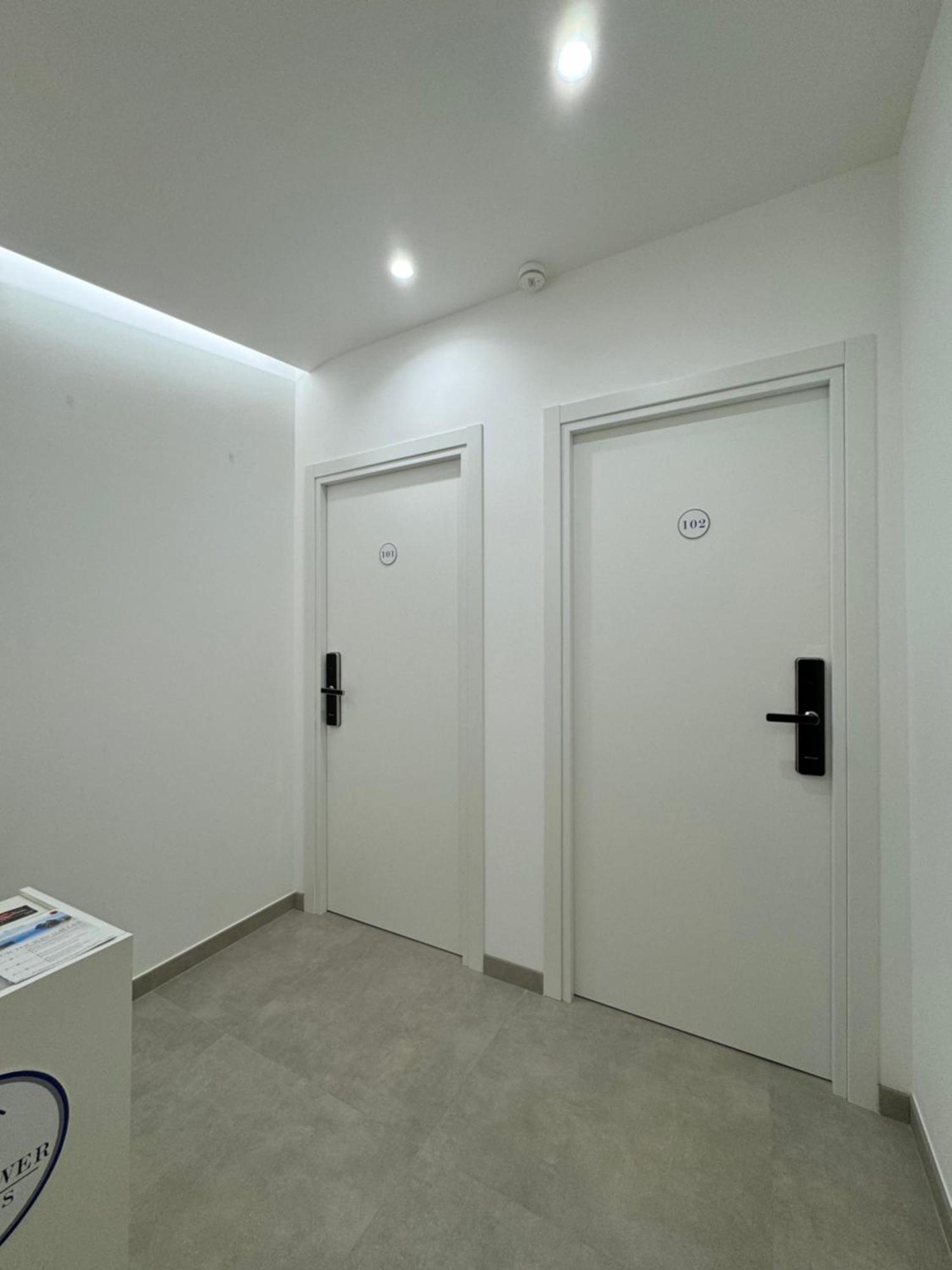 Space Tower Bed & Breakfast Napoli