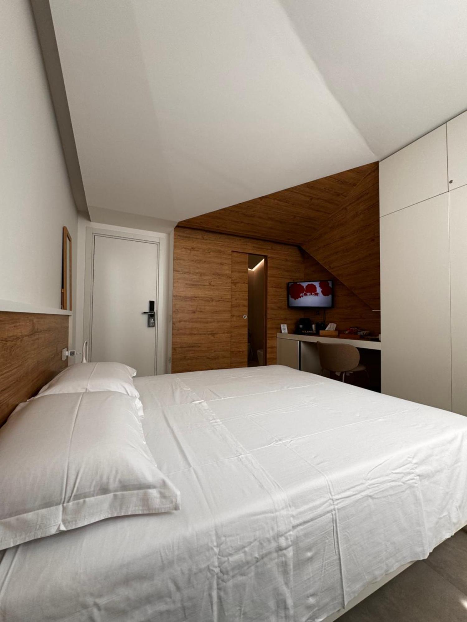 Bed & Breakfast Space Tower Napoli