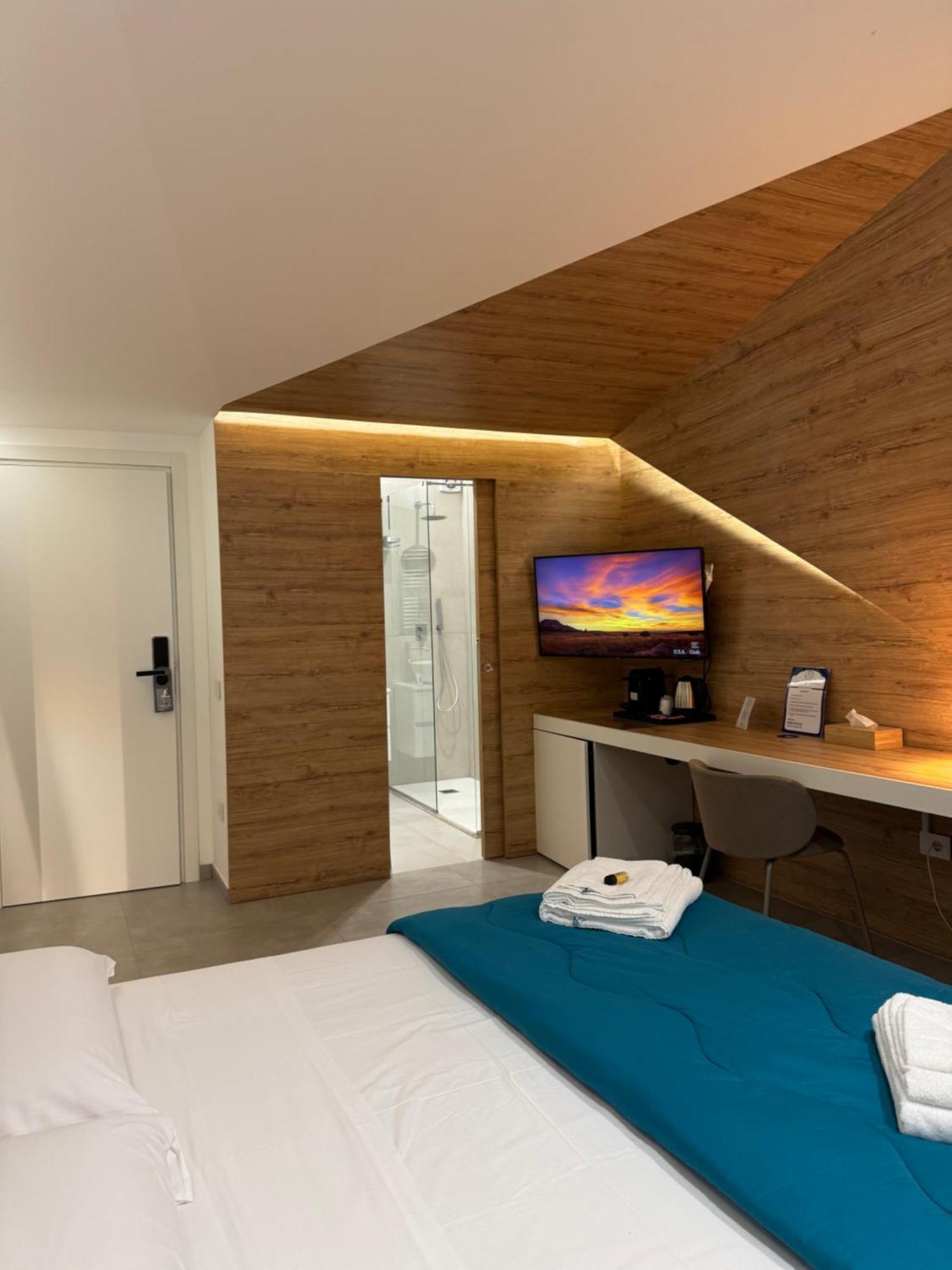 Bed & Breakfast Space Tower Napoli
